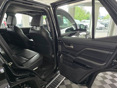 Used 2026 Toyota 4Runner Limited AWD/4WD image 40