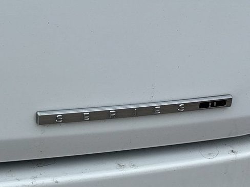 Used 2024 Jeep Wagoneer Series II w/ Flexible Seating Group RWD image 6