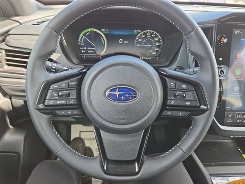 Used 2025 Subaru Forester Premium AWD/4WD image 20