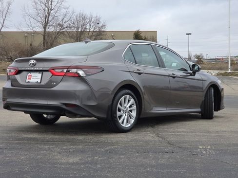 Used 2023 Toyota Camry LE w/ Convenience Package image 21