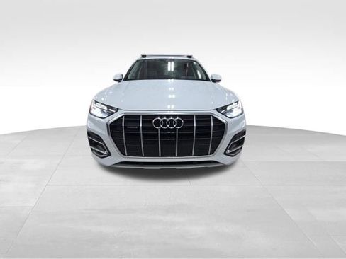 Used 2021 Audi Q5 2.0T Premium w/ Convenience Package image 2