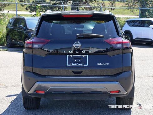 Certified 2023 Nissan Rogue SL w/ SL Premium Package image 17