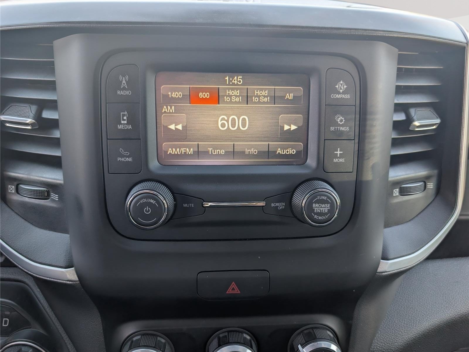 Used 2022 RAM 1500 Big Horn AWD/4WD image 29
