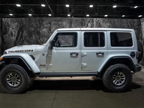 Used 2024 Jeep Wrangler Unlimited Rubicon 392 image 24