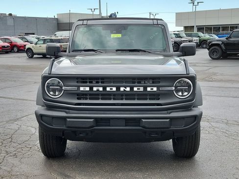 New 2026 Ford Bronco 4-Door AWD/4WD image 2