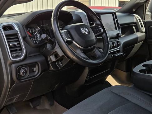 Used 2024 RAM 2500 Big Horn AWD/4WD image 34