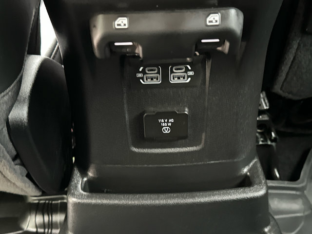 Used 2025 Jeep Wrangler Unlimited Rubicon AWD/4WD image 24