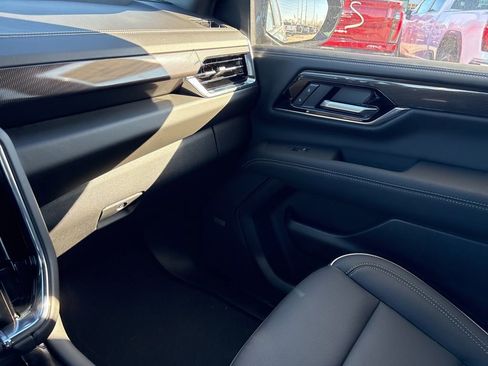 New 2026 GMC Yukon Elevation AWD/4WD image 31