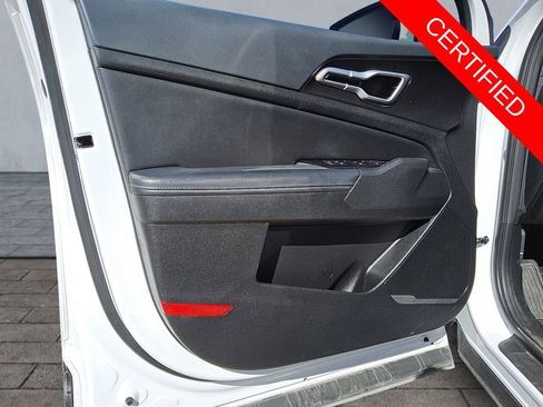 Used 2024 Kia Sportage EX image 17