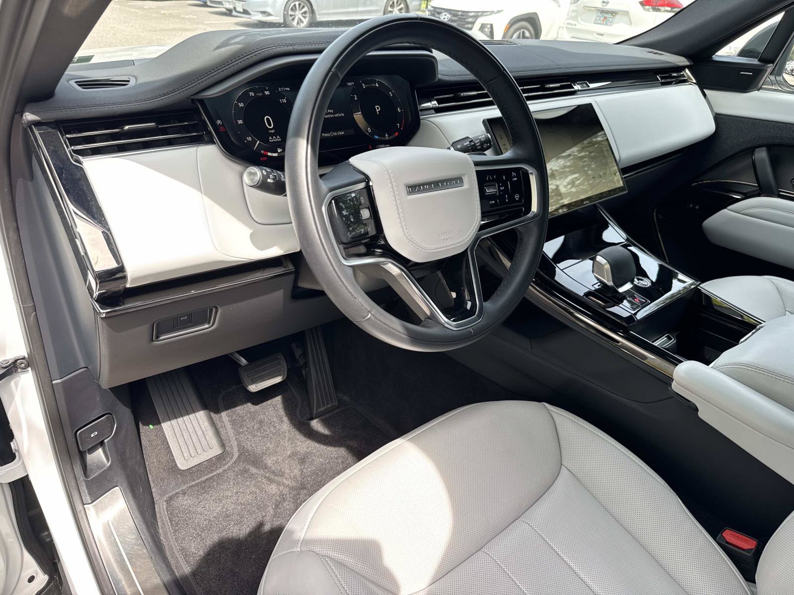 Certified 2025 Land Rover Range Rover Sport SE AWD/4WD image 23