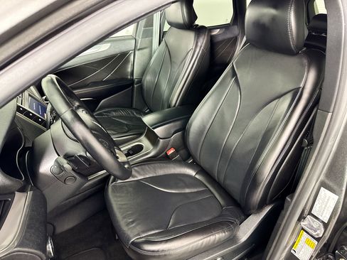 Used 2019 Lincoln MKC Reserve w/ MKC Climate Package image 16