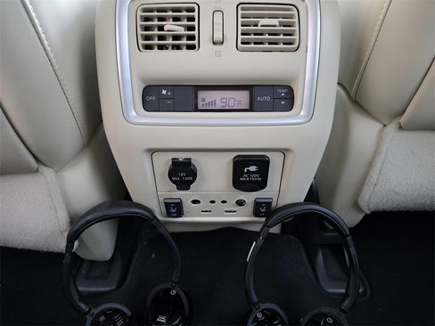 Used 2020 INFINITI QX60 Luxe w/ Sensory Package image 18