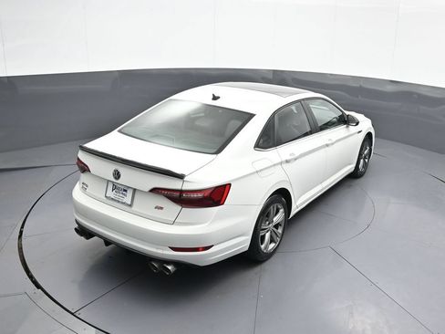 Used 2020 Volkswagen Jetta R-Line w/ R-Line Cold Weather Package FWD image 37