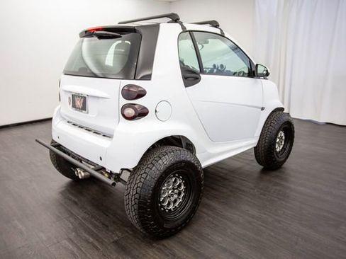 Used 2013 smart fortwo Coupe image 10