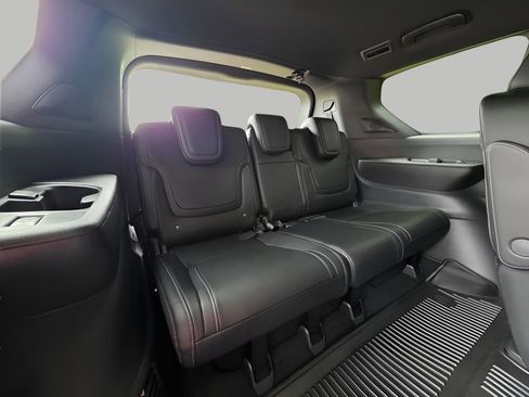 New 2026 Nissan Armada PRO-4X w/ Captain's Chari Seat Package AWD/4WD image 8
