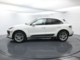 Certified 2024 Porsche Macan image 2