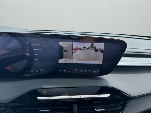 New 2025 Buick Enclave Sport Touring w/ Super Cruise Package image 28