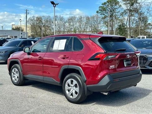 Used 2023 Toyota RAV4 LE FWD image 25