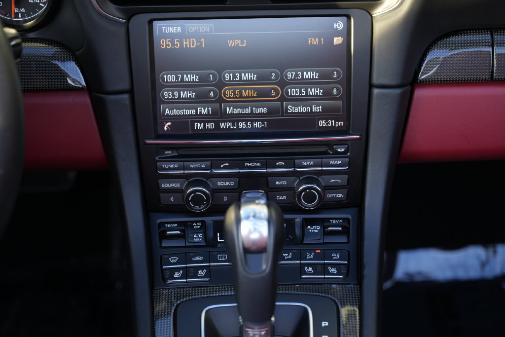 Used 2014 Porsche 911 Turbo S AWD/4WD image 85