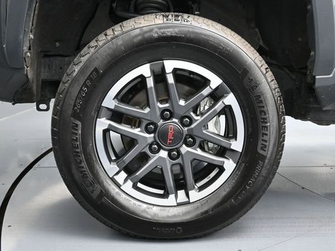 Used 2024 Toyota Tacoma TRD Sport image 9