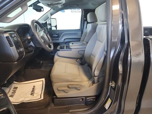 Used 2016 Chevrolet Silverado 2500 W/T w/ WT Convenience Package AWD/4WD image 7