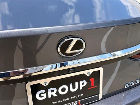 Used 2019 Lexus ES 350 w/ Accessory Package 2 FWD image 31