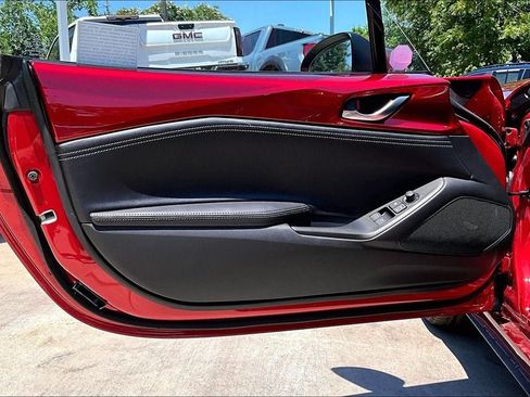 New 2026 MAZDA MX-5 Miata RF Grand Touring w/ Weather Package RWD image 25