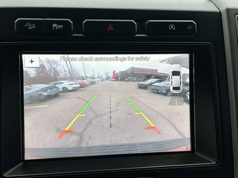 Used 2018 Ford Expedition XLT w/ Equipment Group 202A image 30