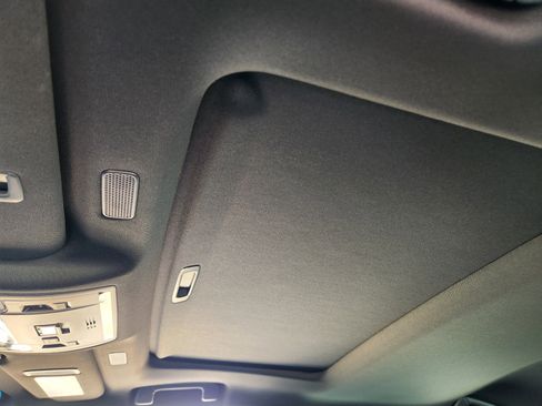 New 2025 Lexus ES 300h w/ Premium Package image 19