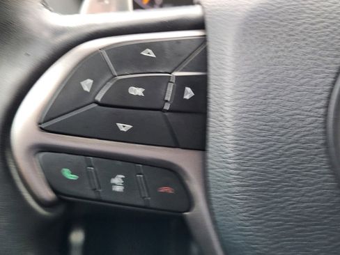 Used 2020 Jeep Grand Cherokee Limited X image 22