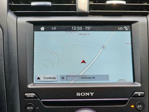 Used 2017 Ford Fusion Titanium image 34