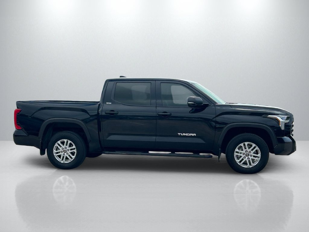 Used 2024 Toyota Tundra SR5 w/ SR5 Convenience Package AWD/4WD image 4