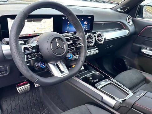 New 2026 Mercedes-Benz GLB 35 AMG 4MATIC image 17
