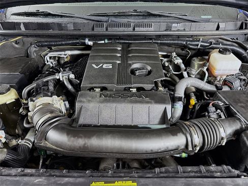Used 2023 Nissan Frontier SV w/ SV Premium Package image 30