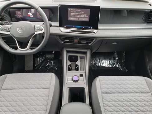 New 2026 Volkswagen Tiguan S image 8