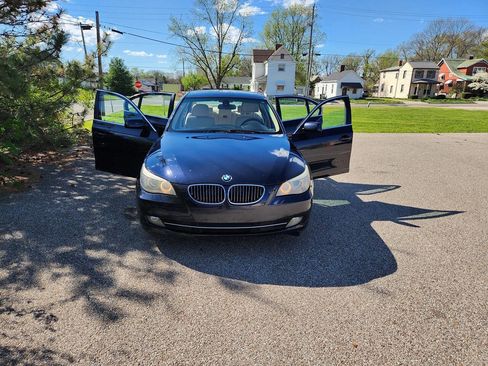 Used 2010 BMW 535i xDrive Sedan image 6
