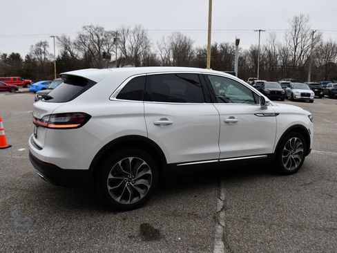 Used 2023 Lincoln Nautilus Reserve AWD/4WD image 7