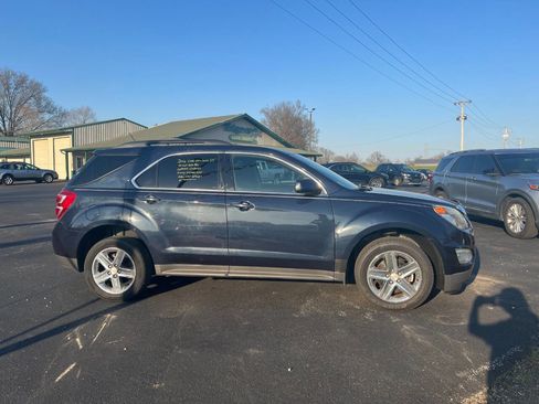 Used 2016 Chevrolet Equinox LT w/ Convenience Package image 2