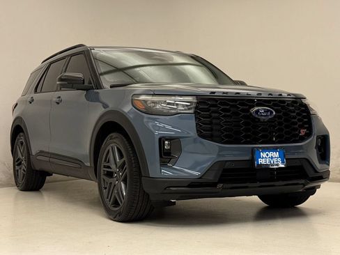 Used 2026 Ford Explorer ST w/ Sun And Sound Package RWD image 4