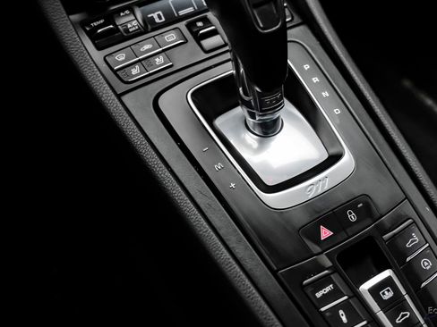 Used 2018 Porsche 911 Carrera 4S image 56