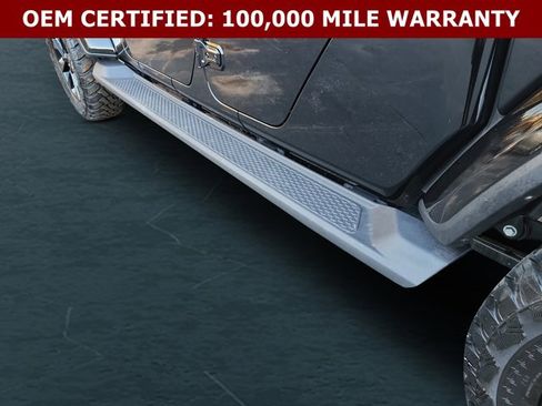 Certified 2025 Jeep Gladiator Sport AWD/4WD image 12