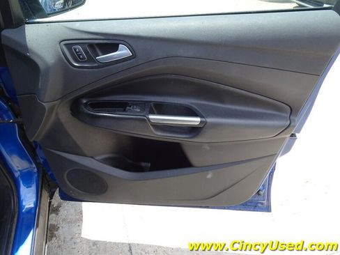 Used 2017 Ford Escape Titanium AWD/4WD image 30