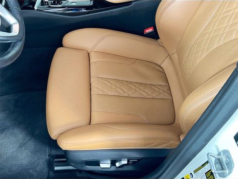 Used 2021 BMW 530i xDrive w/ Premium Package AWD/4WD image 21