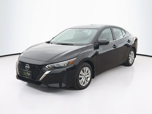 Used 2025 Nissan Sentra S FWD image 3