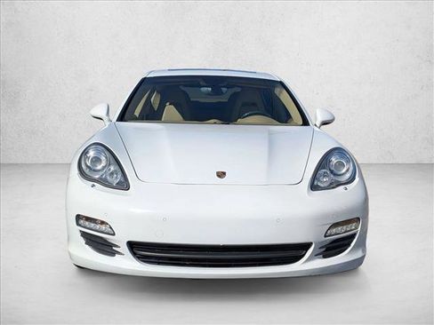 Used 2013 Porsche Panamera S image 2