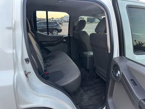 Used 2014 Nissan Xterra X image 14