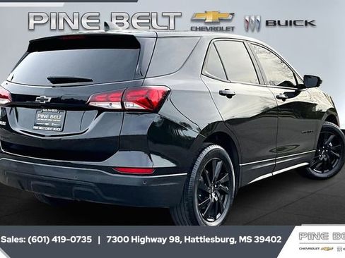 Used 2024 Chevrolet Equinox LS w/ LS Convenience Package image 11