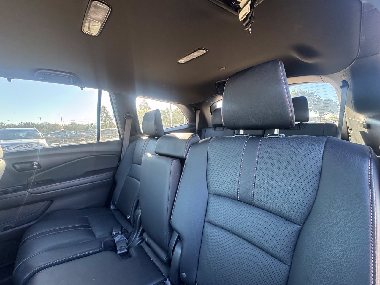 Used 2022 Honda Pilot TrailSport image 7