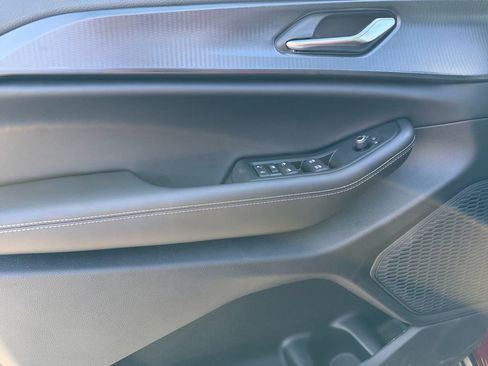 New 2025 Jeep Grand Cherokee Laredo X w/ Luxury Tech Group I image 11