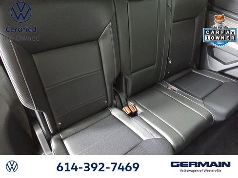 Certified 2023 Volkswagen Atlas Cross Sport SE w/ Panoramic Sunroof Package AWD/4WD image 18